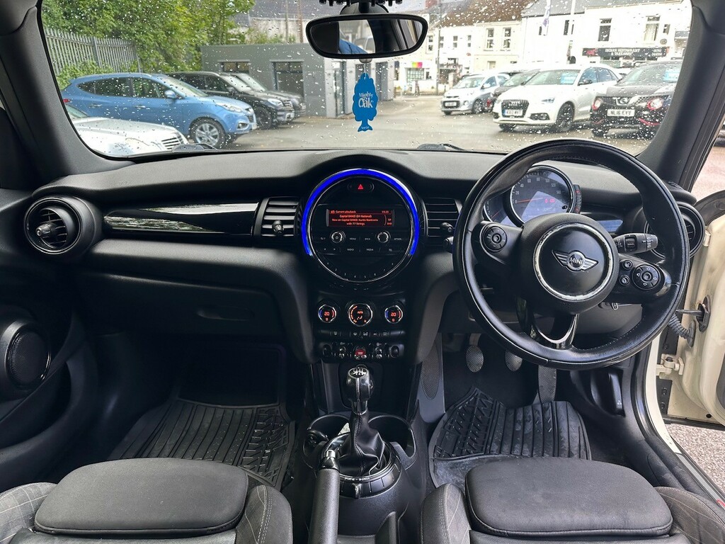 Mini Hatch Mpv 2.0 2015 YG65YKK White #4