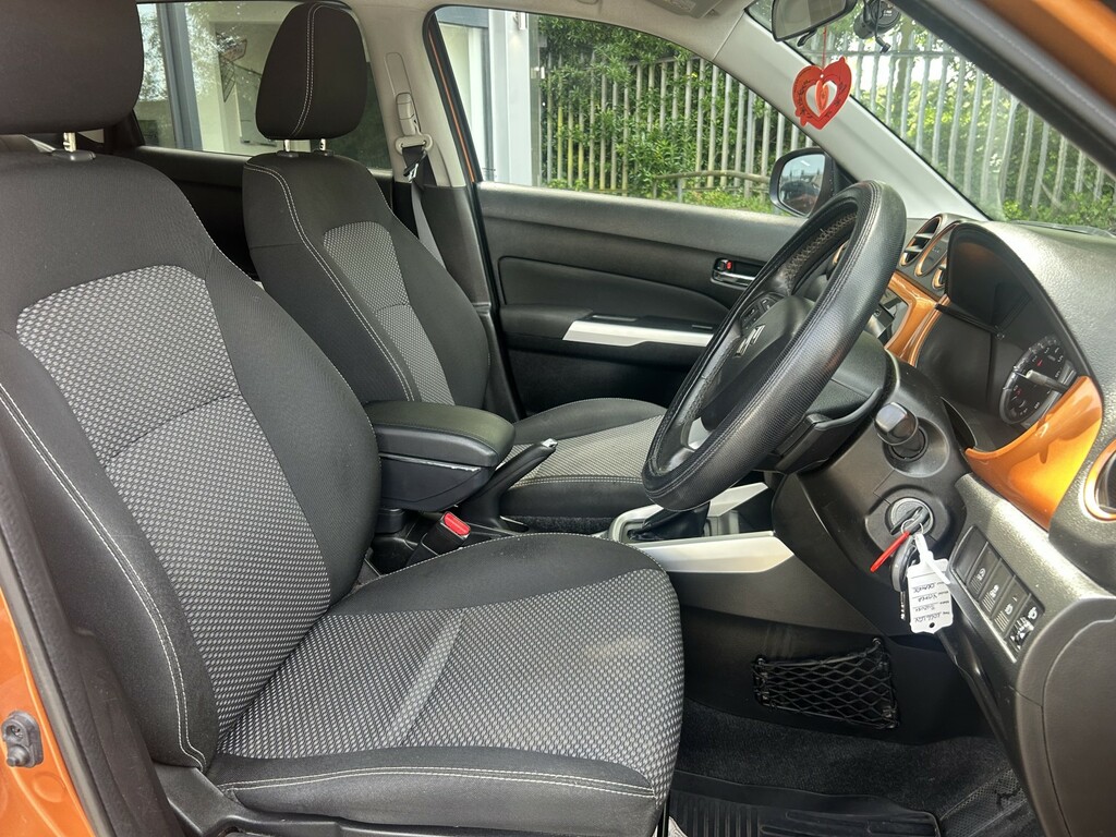 Suzuki Vitara Suv 1.6 Sz-t 2017 LO66LGV Orange #2