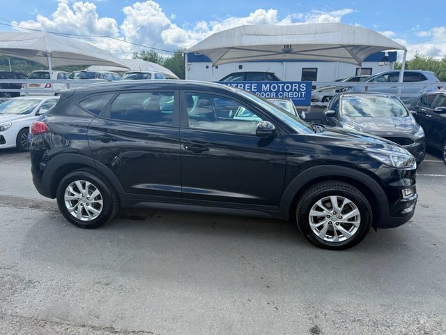 Hyundai Tucson 1.6 Gdi Blue Drive Se Edition Suv NL68GNK Black #6