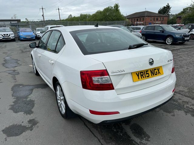 Skoda Octavia 1.4 Tsi Elegance Edition Hatchback White #4