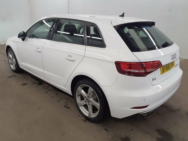 Audi A3 1.5 Tfsi Cod 35 Sport Edition Sportback M BT68DMY White #5
