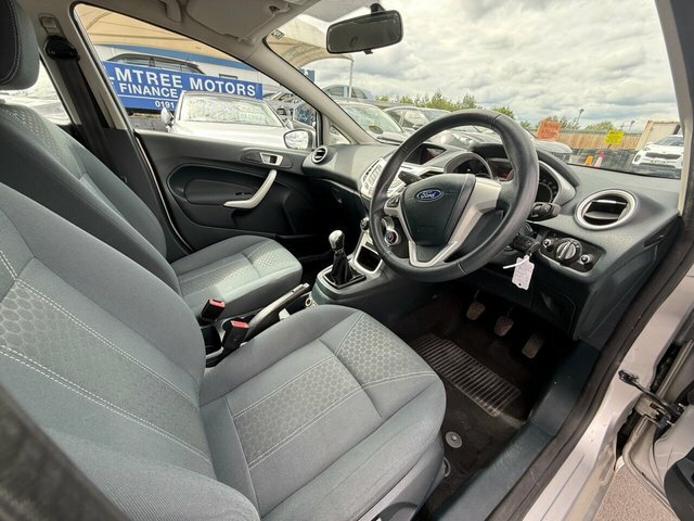 Ford Fiesta 1.2 Zetec Edition Hatchback Silver #2
