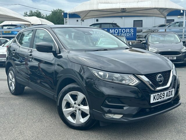 Nissan Qashqai 1.3 Dig-t Acenta Premium Suv Manua Black