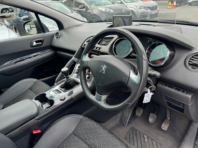 Peugeot 3008 1.6 Turbo Blue Hdi Allure Edition BD66NHL Grey #2