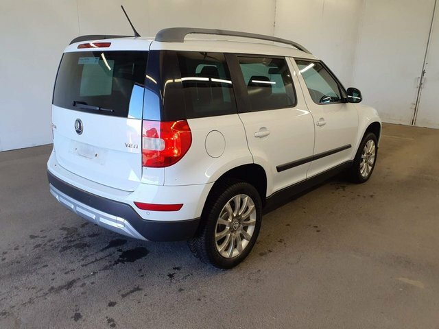 Skoda Yeti Dsg 1.2 Tsi Se Outdoor Editio CU64NSN White #6