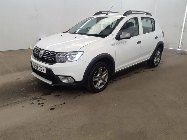 Dacia Sandero Stepway 1.5 Turbo Dci Laureate Hatchback M NJ17OSA White #4