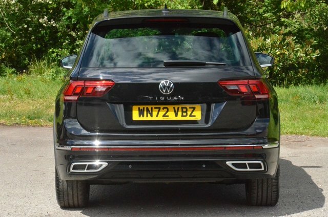 Volkswagen Tiguan Tsi R-line Suv WN72VBZ Black #4