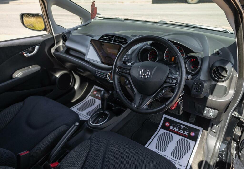 Honda Jazz 1.4 I-vtec Es Plus Cvt Euro 5 201414 Brown #3