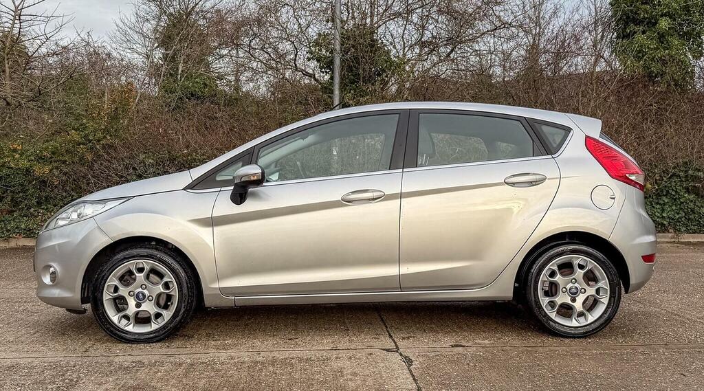 Ford Fiesta 1.4 Zetec 201212 Silver #5