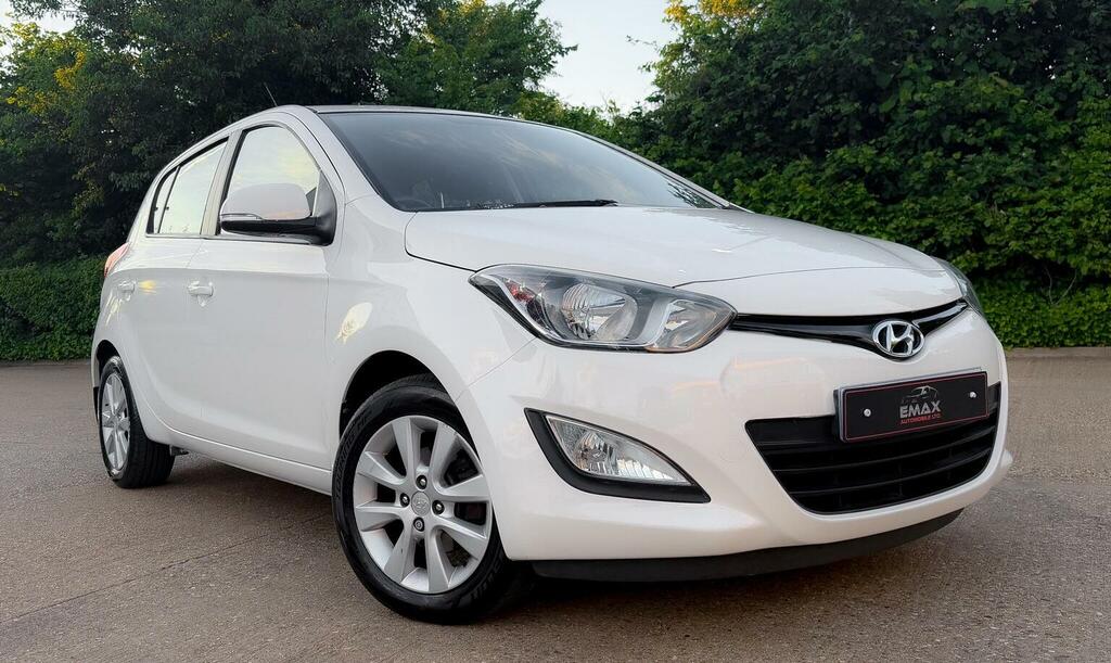 Hyundai I20 1.4 Active Euro 5 201464 White #4
