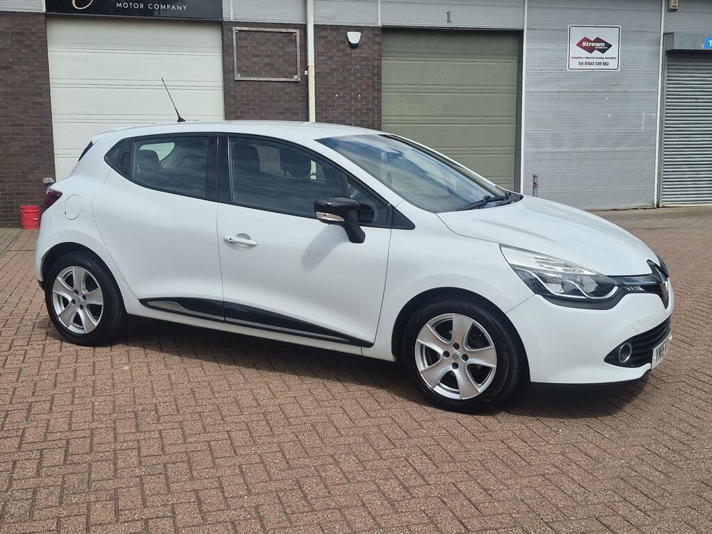 Renault Clio 1.5 Dci Dynamique Medianav Hatchback Ma YM15XYJ White #3