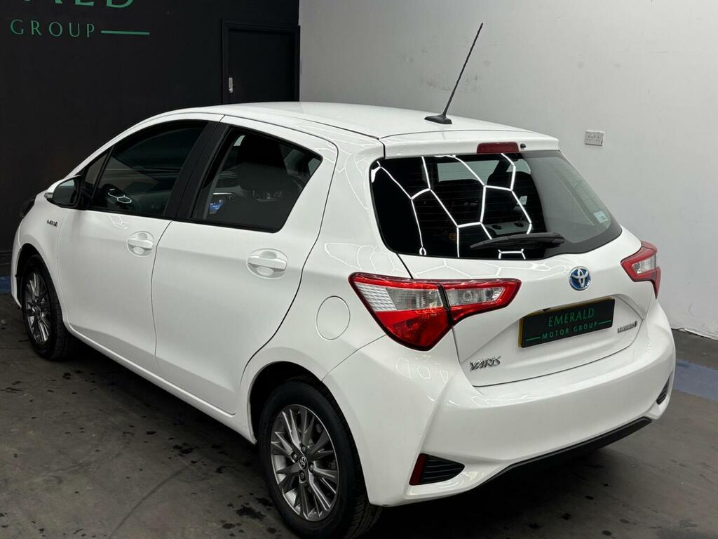 Toyota Yaris 1.5 Vvt-h Icon E-cvt Euro 6 Ss 201919 SY68WRR White #5