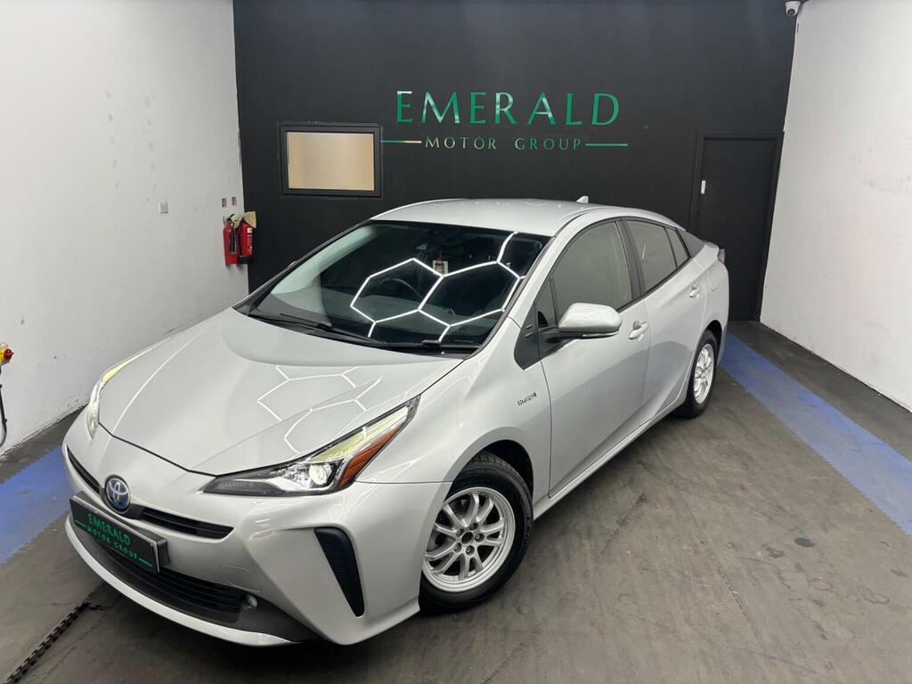 Toyota Prius 1.8L Vvt-i Active 121 Bhp White #3