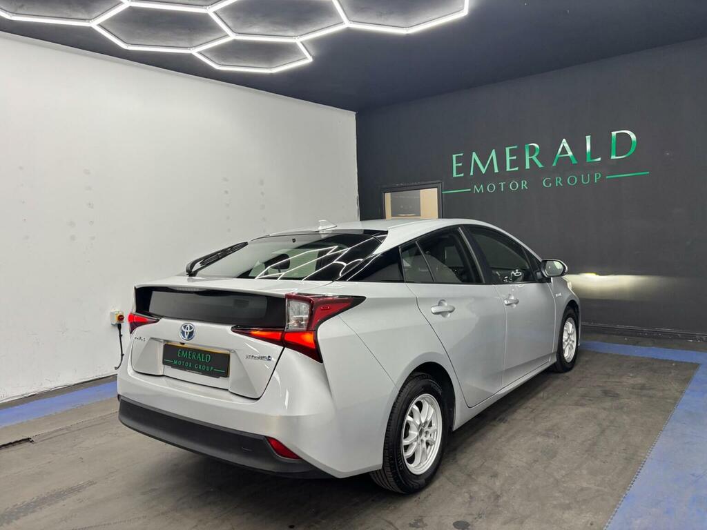 Toyota Prius 1.8L Vvt-i Active 121 Bhp White #23