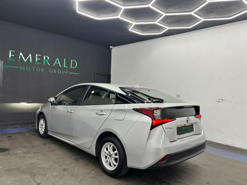 Toyota Prius 1.8L Vvt-i Active 121 Bhp White #15