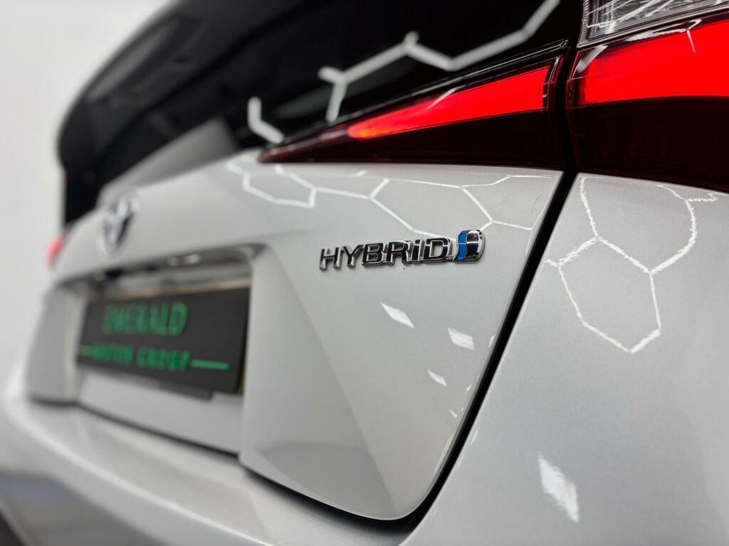 Toyota Prius 1.8L Vvt-i Active 121 Bhp White #49