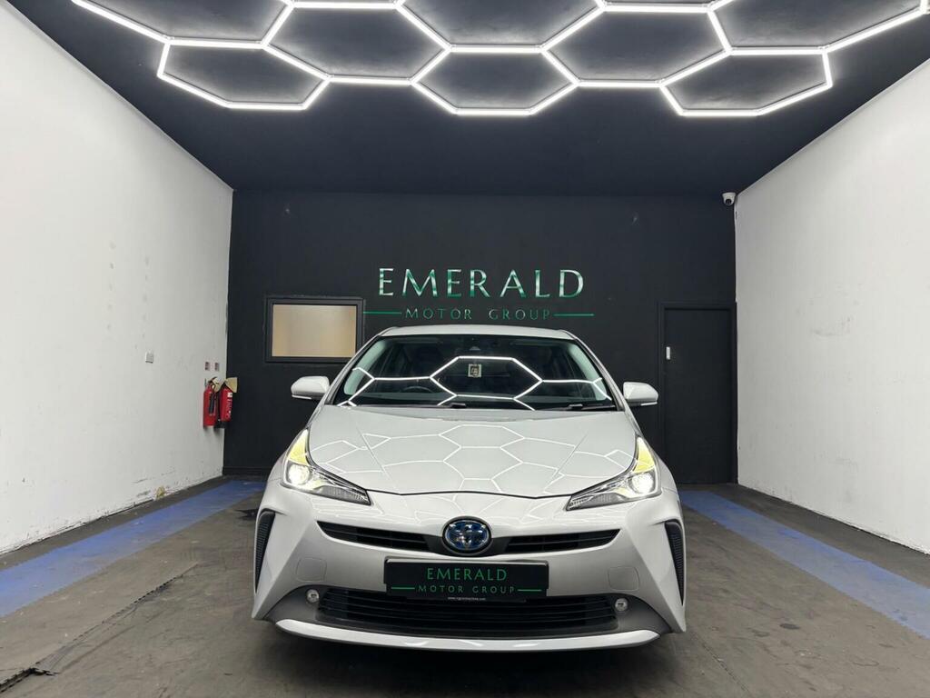 Toyota Prius 1.8L Vvt-i Active 121 Bhp White #11
