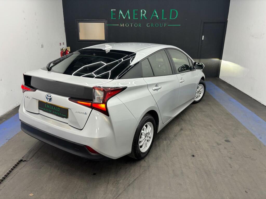 Toyota Prius 1.8L Vvt-i Active 121 Bhp White #21