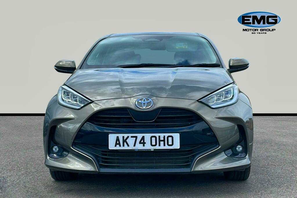 Toyota Yaris 1.5 Vvt H Design Hatchback Hybrid E Cvt AK74OHO Brown #2