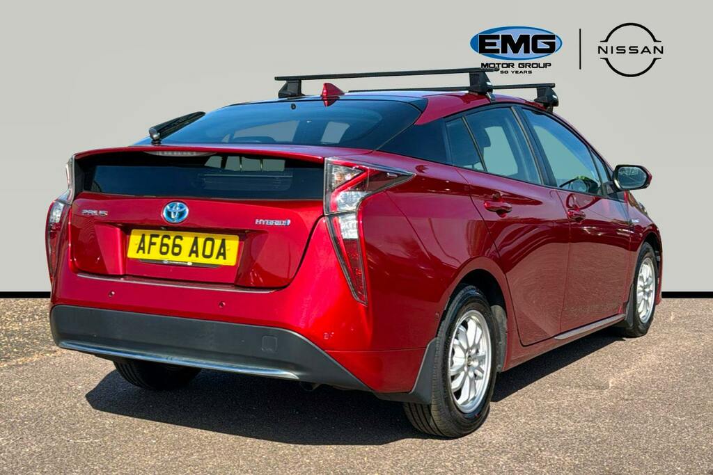 Toyota Prius 1.8 Vvt H Excel Hatchback Hybrid Cvt AF66AOA Red #6