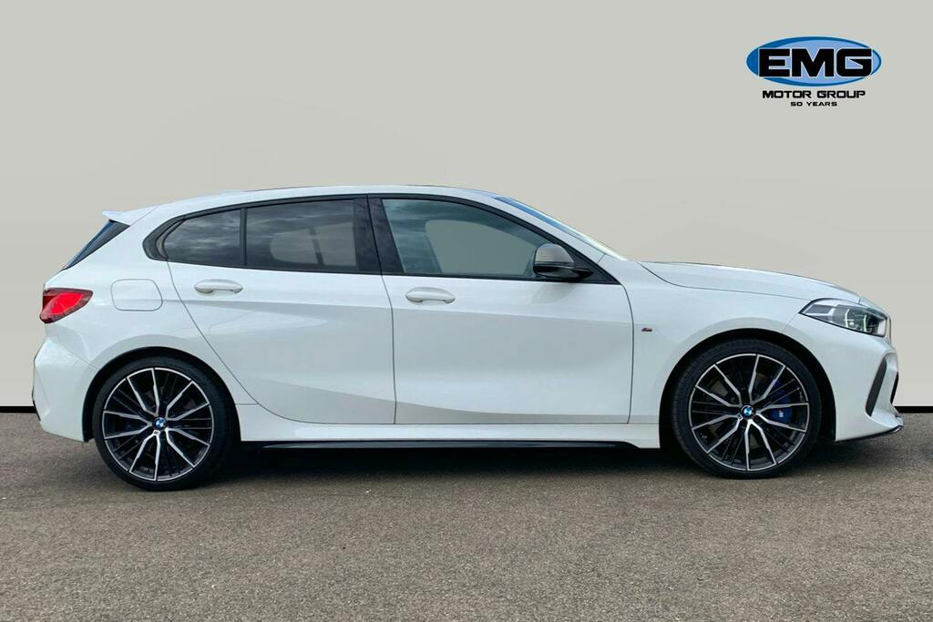 BMW 1 Series 2.0 M135i Hatchback Xdrive Ss FT23HGC White #3