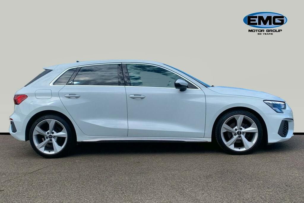 Audi A3 1.0 Tfsi 30 S Line Sportback S Tronic BMZ7862 White #3