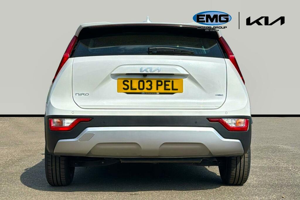 Kia Niro 1.6H Gdi 2 Suv Hybrid Dct Ss SL03PEL White #5
