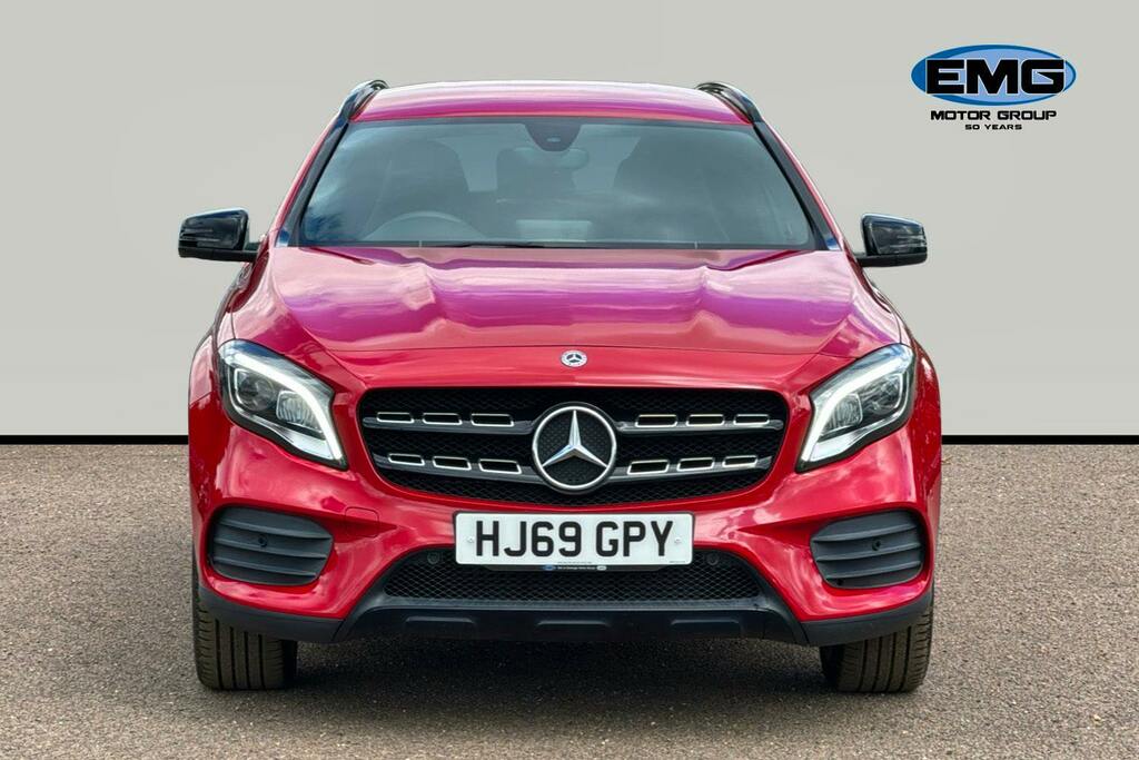 Mercedes-Benz GLA Class 1.6 Gla180 Amg Line Edition Suv 7G Dct HJ69GPY Red #2