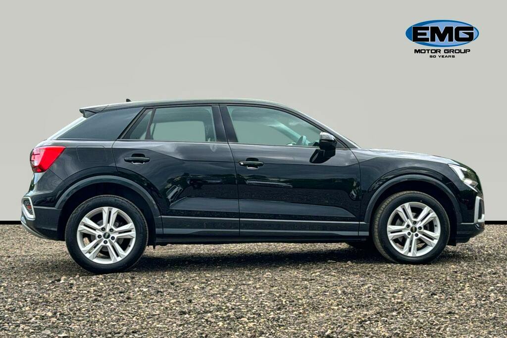 Audi Q2 1.5 Tfsi Cod 35 Sport Suv S Tronic S LL22HWD Black #3