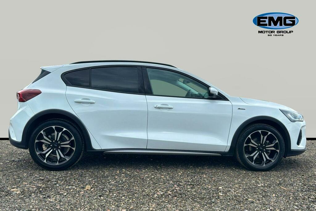 Ford Focus 1.0T Ecoboost Mhev Active Vignale Hatchback Pe White #3