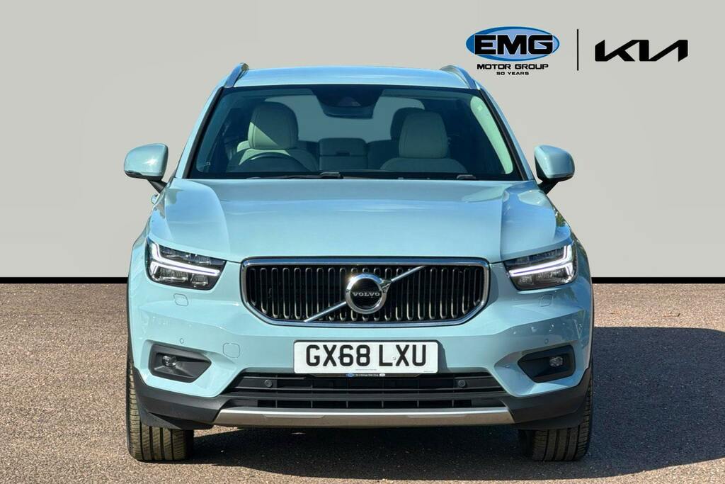 Volvo XC40 1.5 T3 Momentum Pro Suv Ss Blue #2