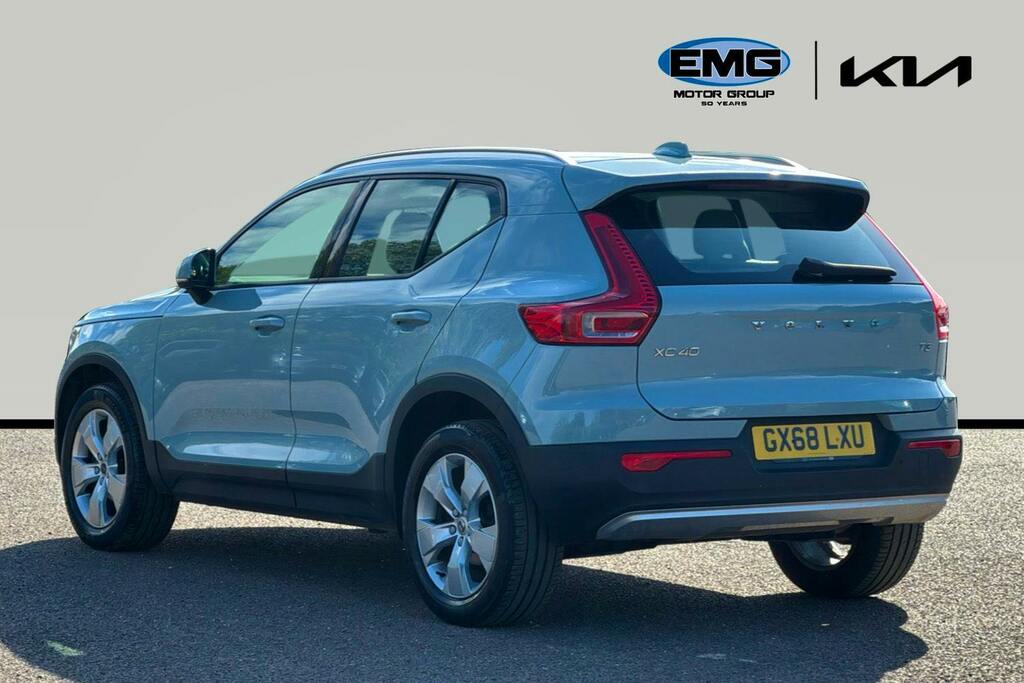 Volvo XC40 1.5 T3 Momentum Pro Suv Ss Blue #4