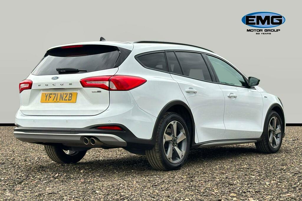 Ford Focus 1.0T Ecoboost Active Edition Estate Man YF71NZB White #6