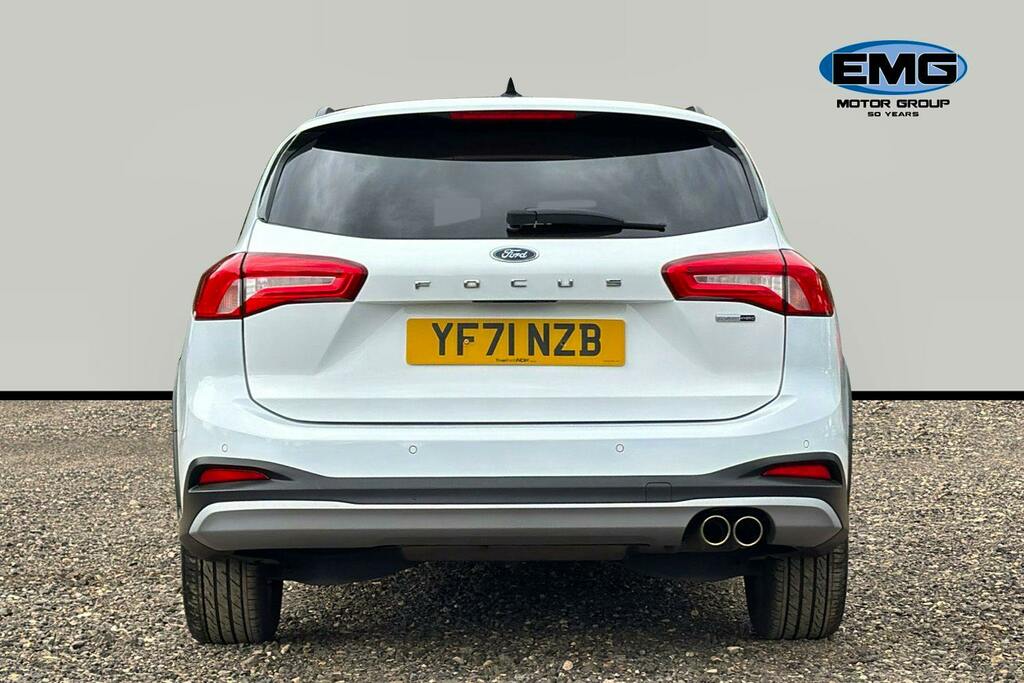 Ford Focus 1.0T Ecoboost Active Edition Estate Man YF71NZB White #5