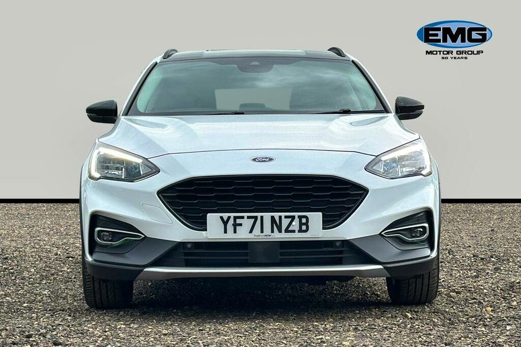 Ford Focus 1.0T Ecoboost Active Edition Estate Man YF71NZB White #2