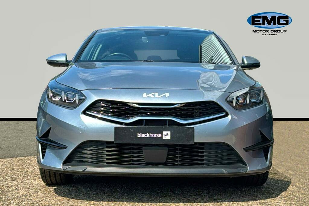 Kia Ceed 1.5 T Gdi 3 Hatchback Ss FN73LJU Silver #2