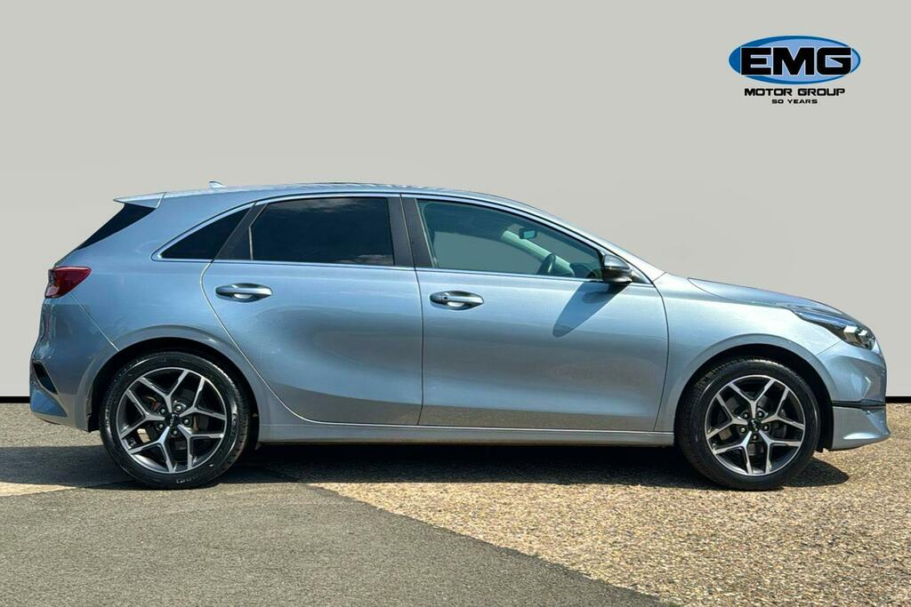 Kia Ceed 1.5 T Gdi 3 Hatchback Ss FN73LJU Silver #3