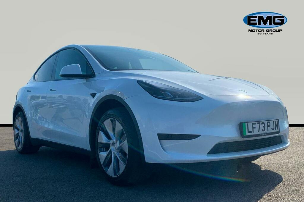 Tesla Model Y Suv Rwd White