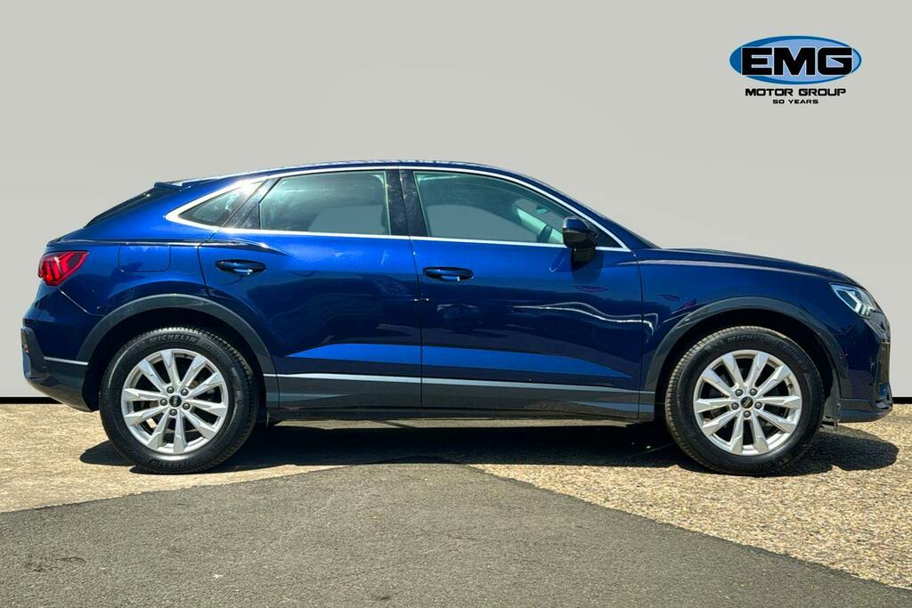 Audi Q3 1.5 Tfsi Cod 35 Sport Sportback S Troni AK22BKY Blue #3