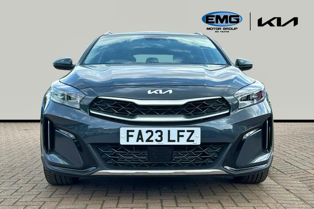 Kia Xceed 1.5 T Gdi 3 Suv Ss FA23LFZ Silver #2