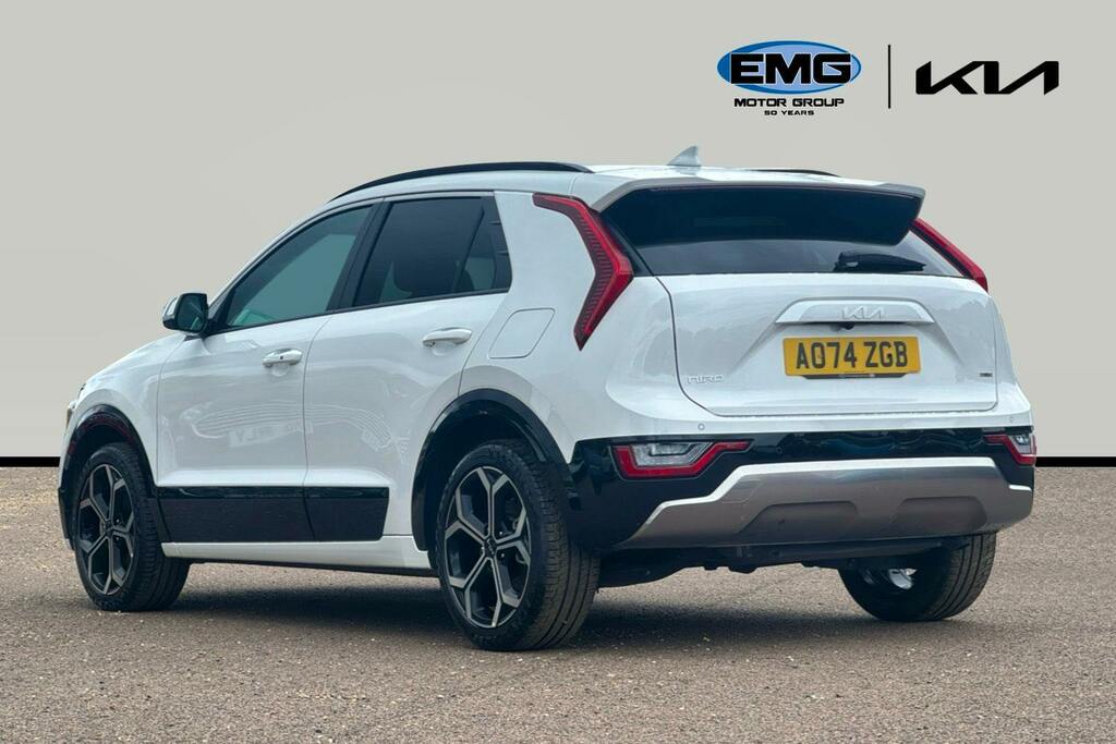 Kia Niro 1.6H Gdi 3 Suv Hybrid Dct Ss AO74ZGB White #4