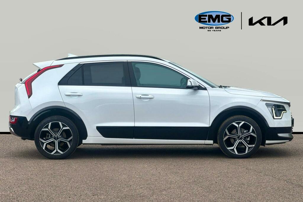 Kia Niro 1.6H Gdi 3 Suv Hybrid Dct Ss AO74ZGB White #3