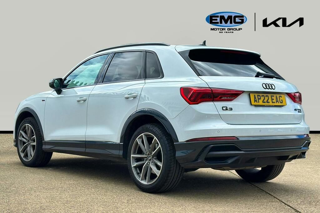 Audi Q3 2.0 Tfsi 40 Black Edition Suv S Tronic AP22EAG White #4