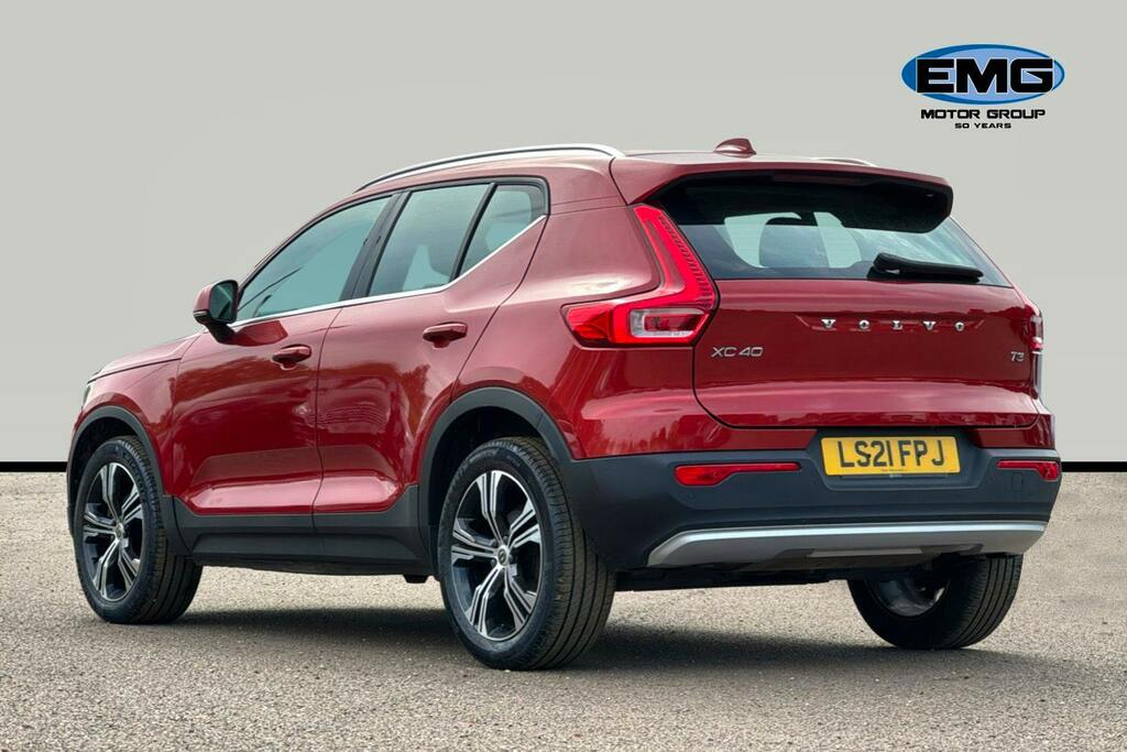 Volvo XC40 1.5 T3 Inscription Pro Suv Ss LS21FPJ Red #4