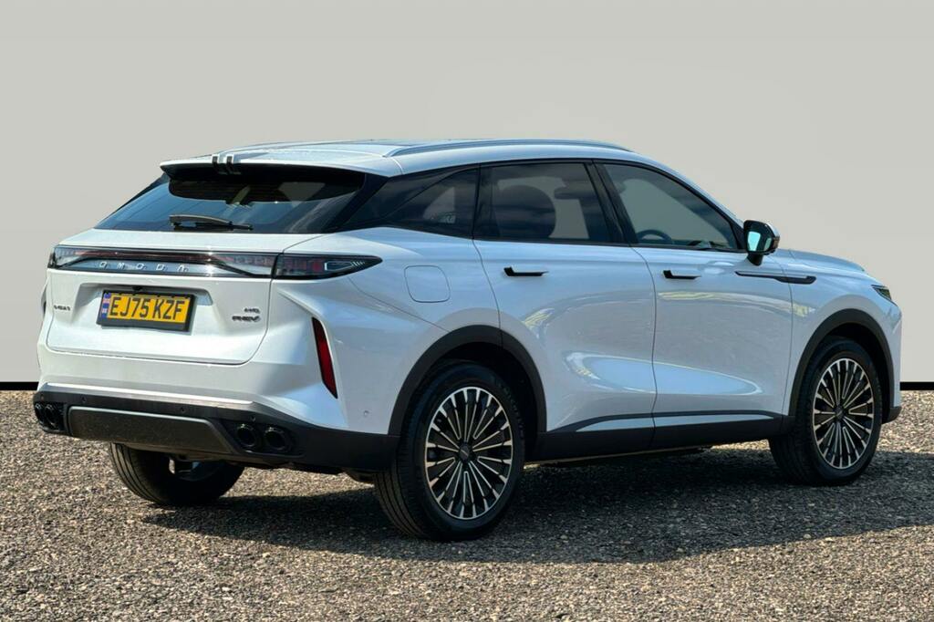 Omoda 9 1.5T Shs 34.46Kwh Noble Suv Plug In Hyb White #6