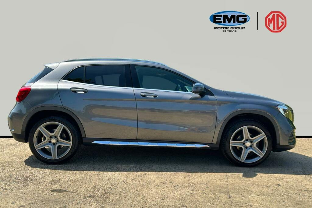 Mercedes-Benz GLA Class 1.6 Gla200 Amg Line Suv Ss BJ17OTR Grey #3