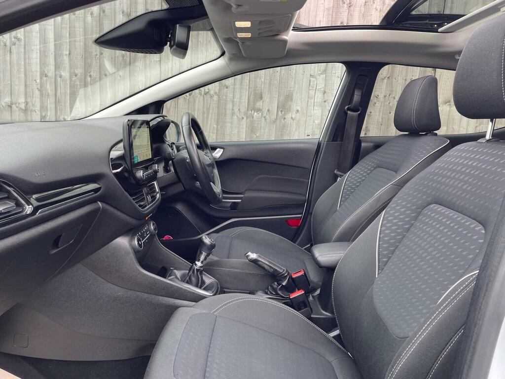 Ford Fiesta 1.0T Ecoboost Titanium Euro 6 Ss BG18YKM White #6