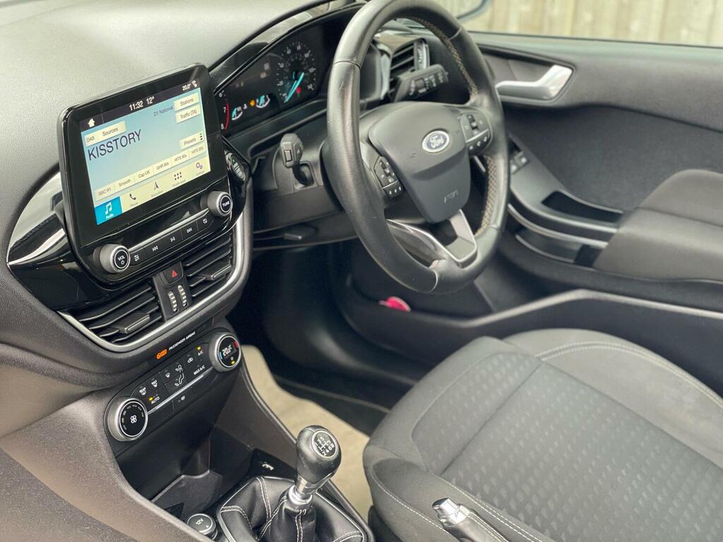 Ford Fiesta 1.0T Ecoboost Titanium Euro 6 Ss BG18YKM White #2