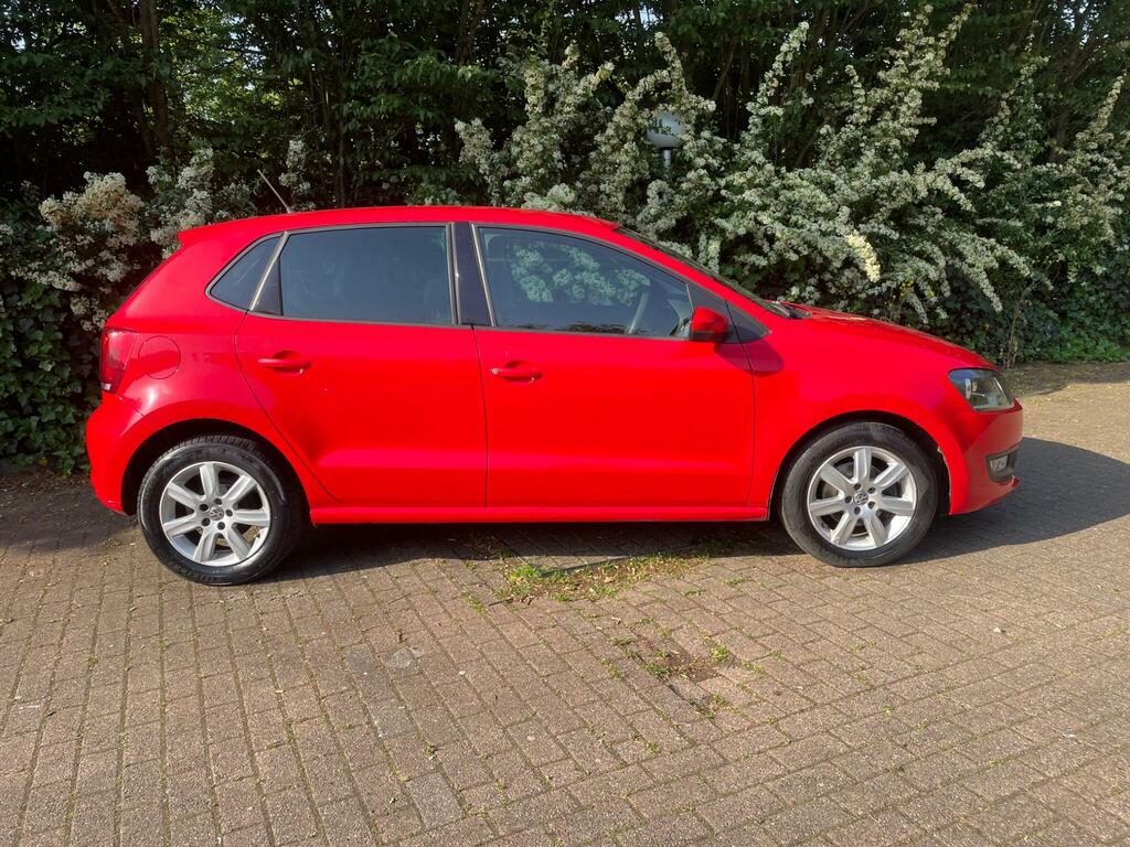 Volkswagen Polo 1.2 Match Edition Euro 5 SH63ZBW Red #2
