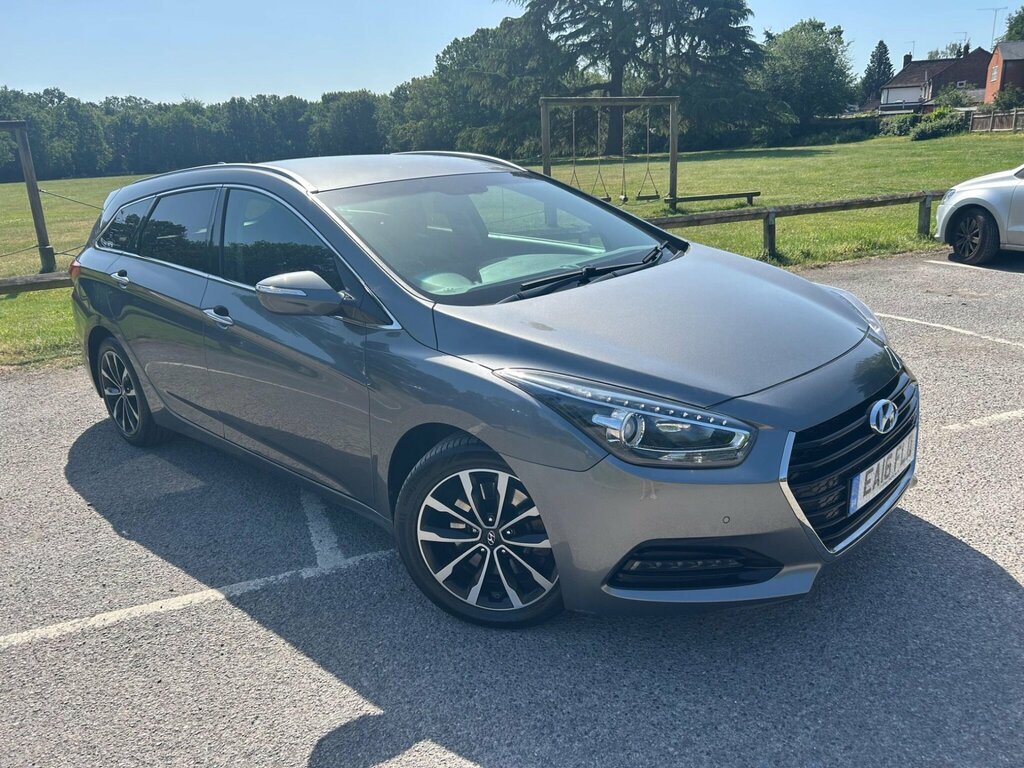 Hyundai I40 1.7 Crdi Blue Drive Se Nav Tourer Dct Euro 6 Ss Silver